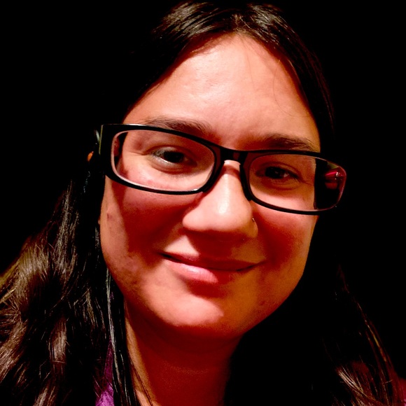 Meet your Posher, Naomi - Picture 1 of 1